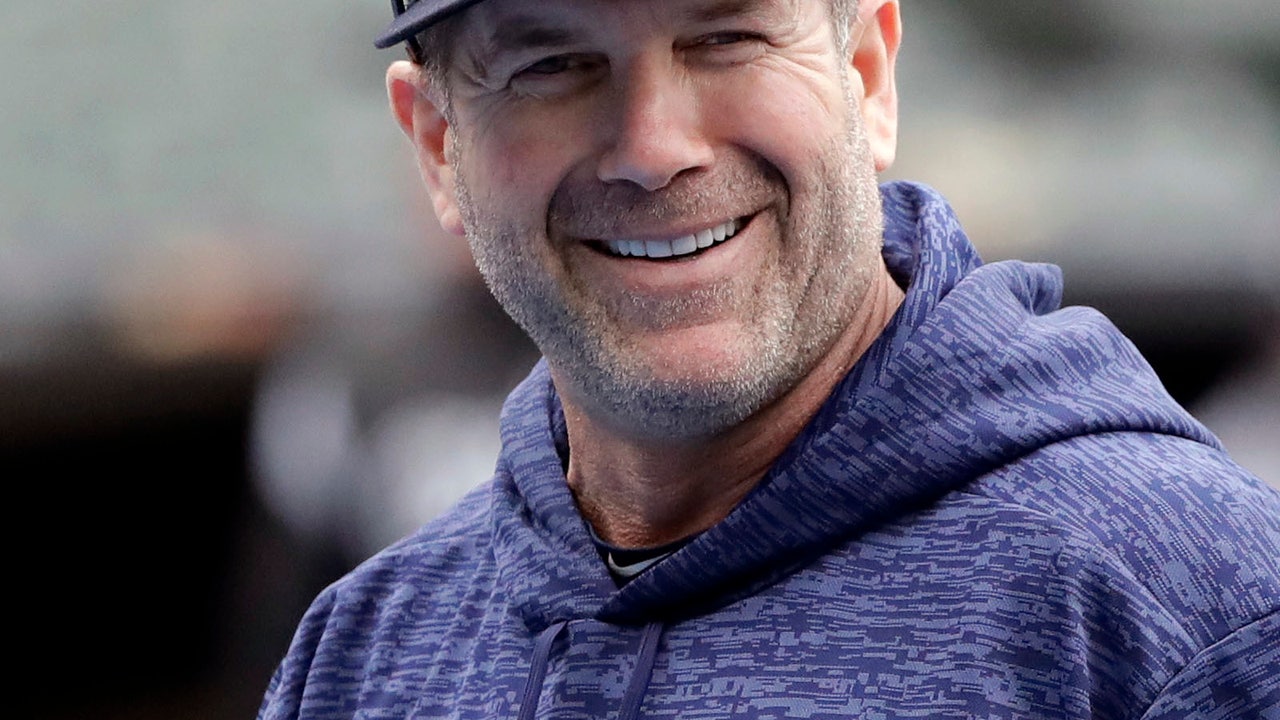 Edgar Martinez moves into hitting adviser role with Mariners